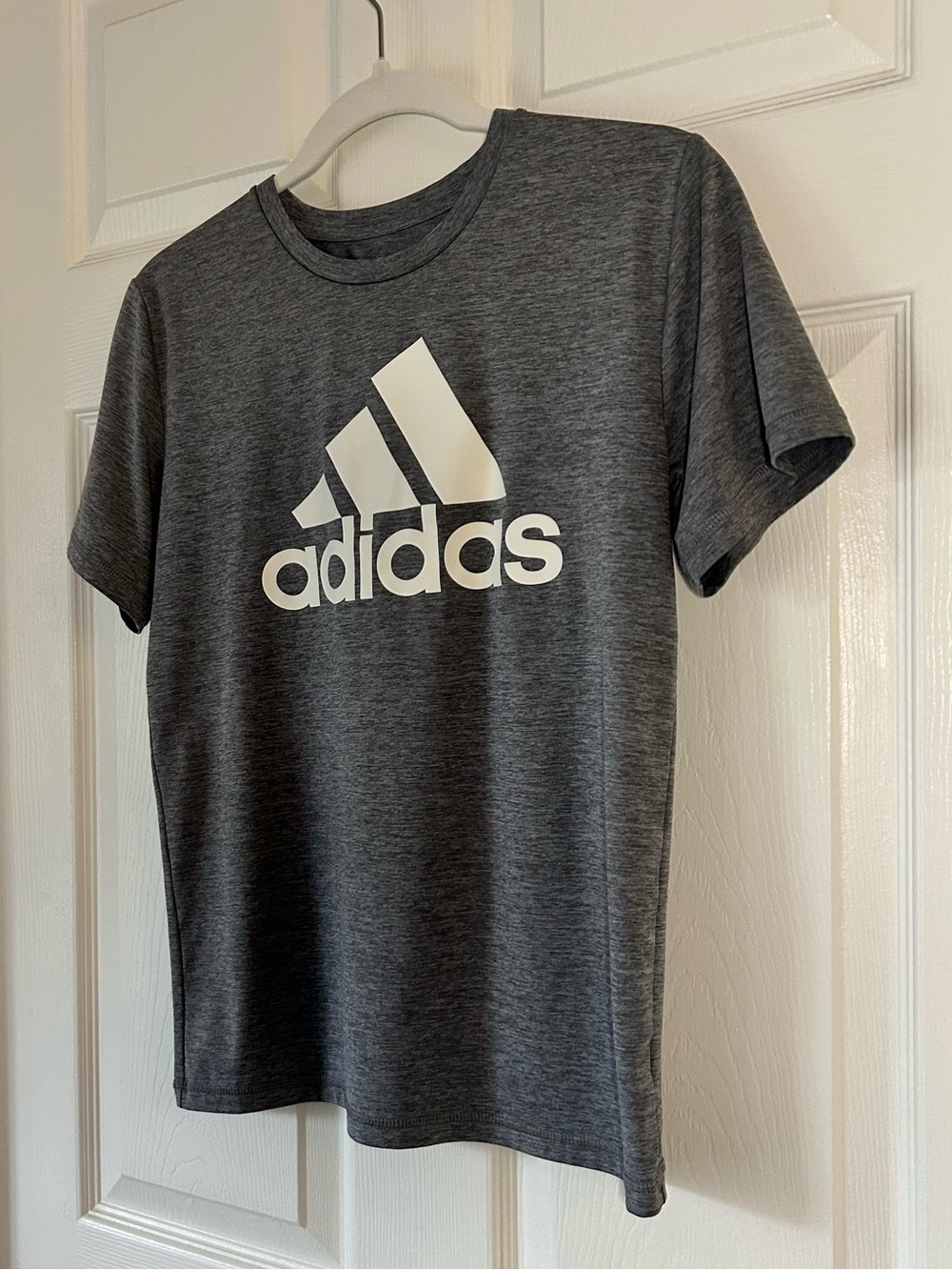 adidas Dark Gray Logo T-Shirt White Graphic Tee - Women's Size Medium - Picture 4 of 8